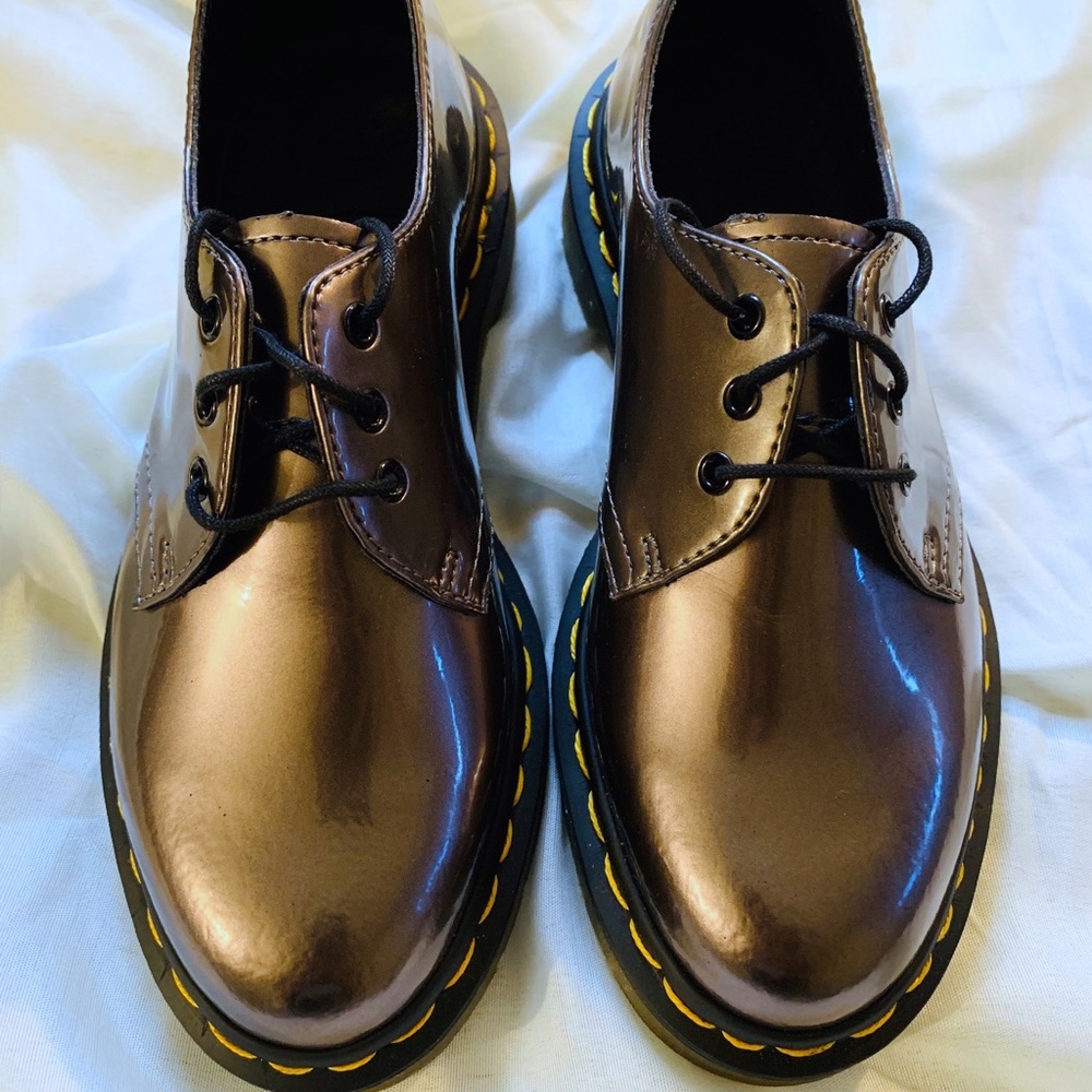 SOLDNWT Doc Martens 1461 Pewter Oxfords Size 5